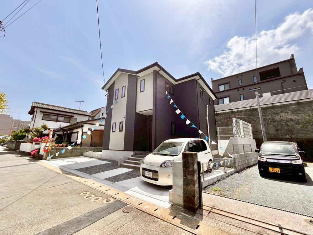 福岡県古賀市千鳥２ 3098万円 4LDK