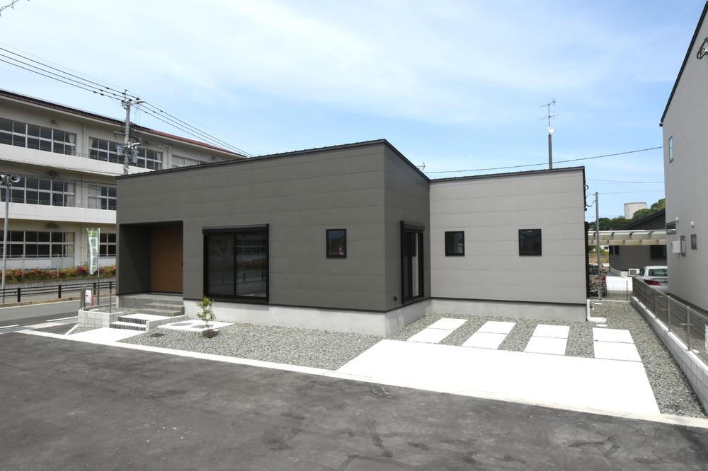 福岡県飯塚市平恒 3520万円 4LDK