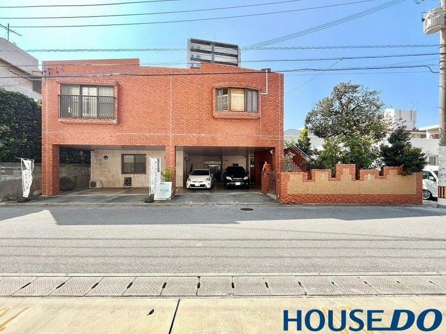 沖縄県中頭郡北谷町北谷２ 16500万円