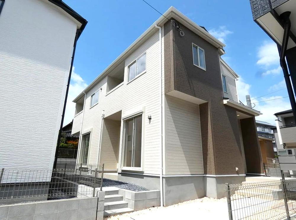 福岡県北九州市八幡東区清田１ 2698万円 4LDK