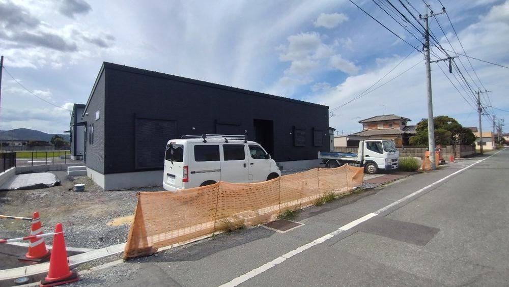 福岡県直方市大字感田 3288万円 4SLDK