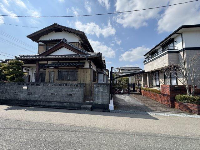 福岡県小郡市上西鯵坂 1298万円