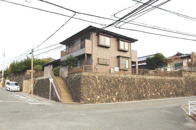 福岡県宗像市自由ヶ丘２ 2398万円