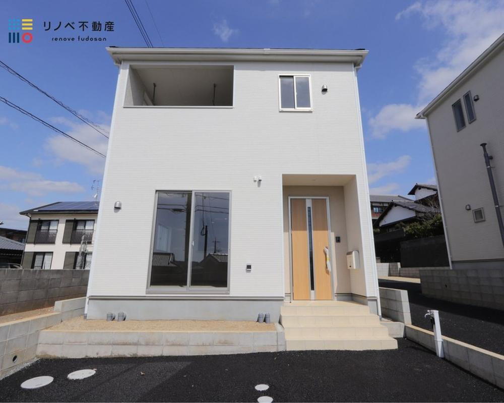 長崎県諫早市日の出町 2588万円 4LDK