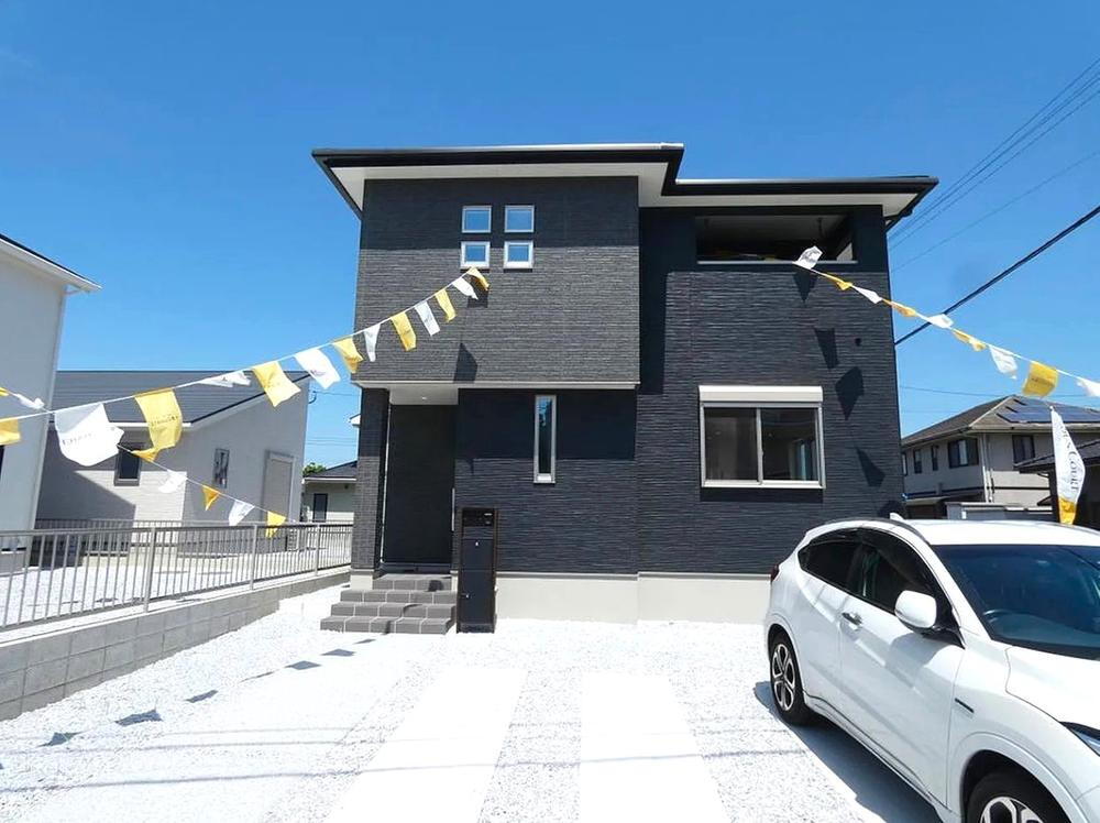 福岡県田川市大字弓削田 2398万円 4LDK