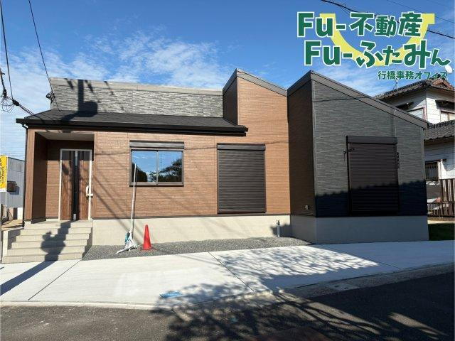 福岡県行橋市行事１ 2399万円 4LDK