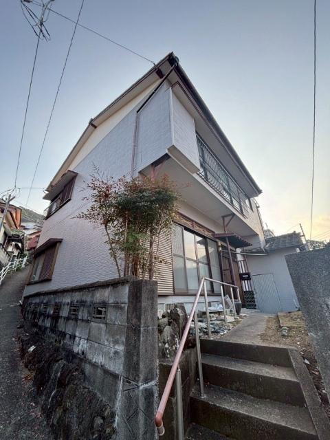 長崎県長崎市立岩町 890万円