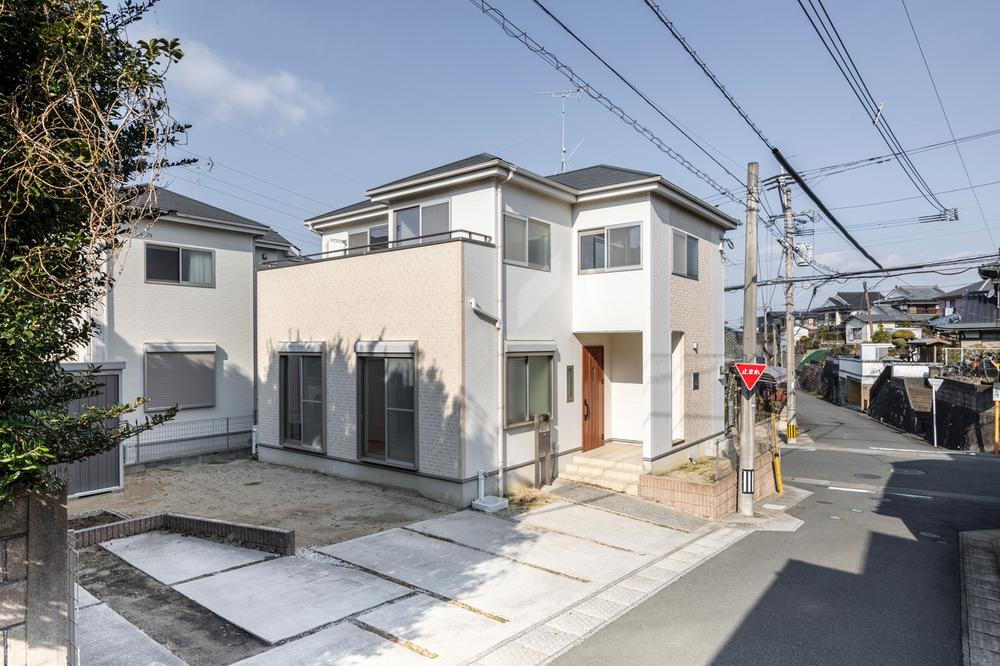 福岡県福津市福間南５ 3180万円