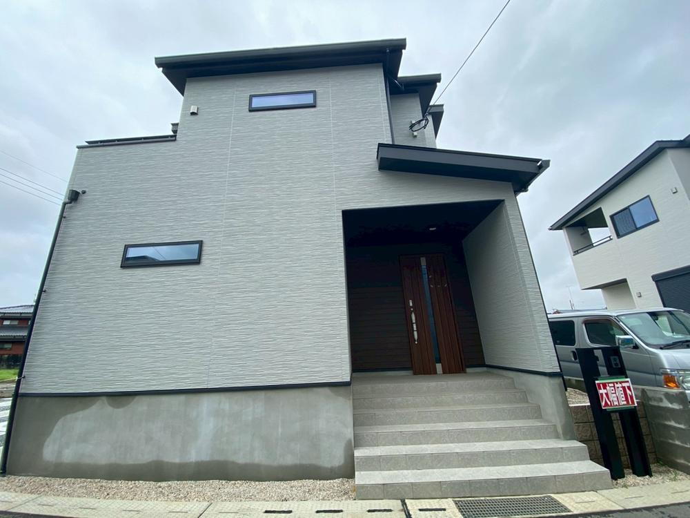 福岡県筑後市大字前津 2890万円 4LDK