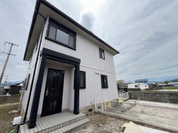 福岡県福岡市早良区西入部２ 3180万円