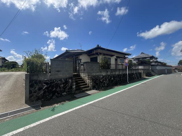 福岡県直方市大字感田 1100万円