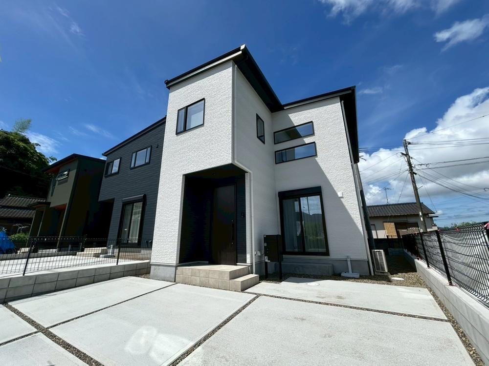 大分県大分市大字寒田 3350万円 4LDK
