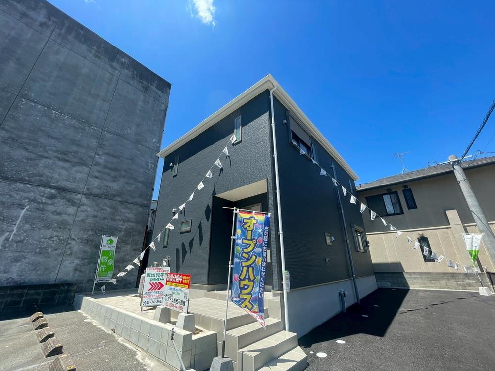 福岡県大牟田市大正町３ 1988万円 4LDK