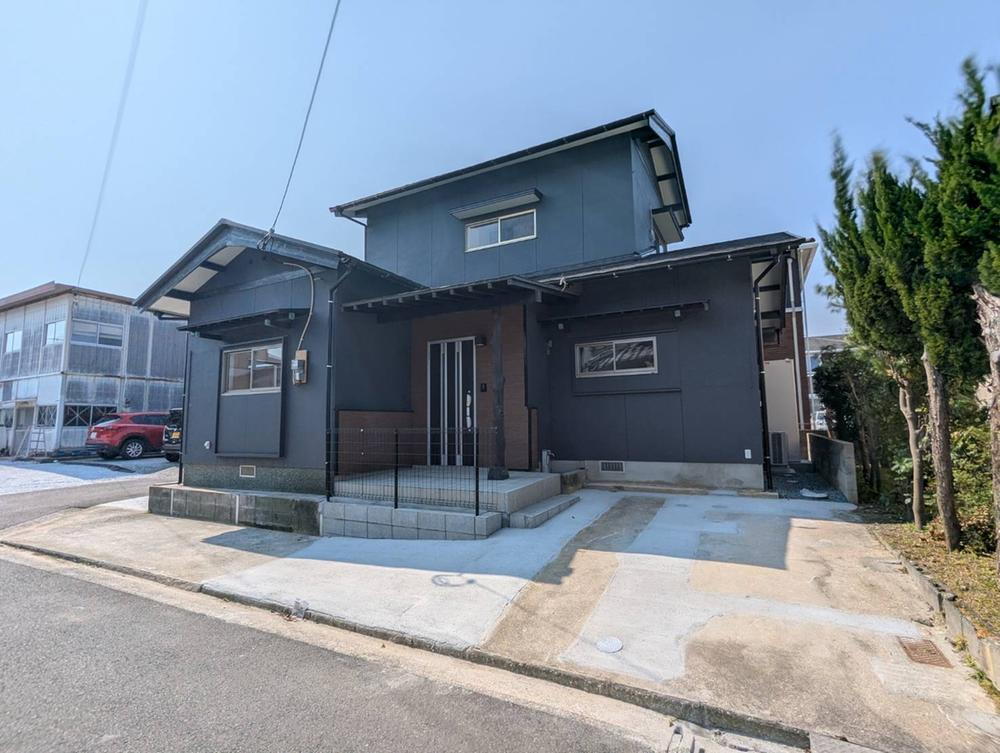 福岡県行橋市行事１ 1399万円