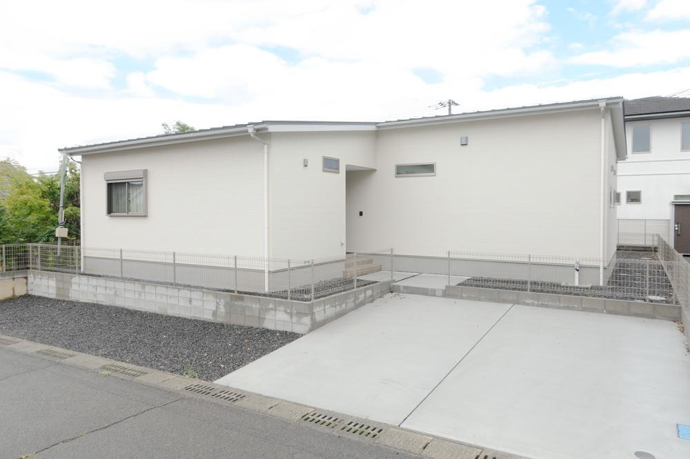 宮崎県小林市駅南 2725万円 4LDK