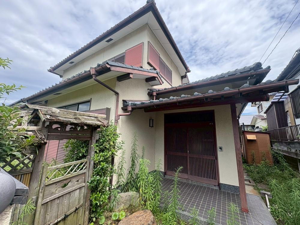 福岡県太宰府市梅香苑２ 800万円