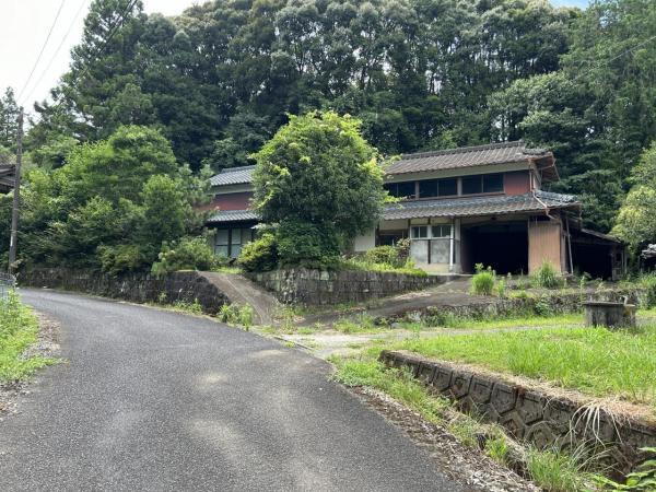 佐賀県武雄市武内町大字梅野 98万円