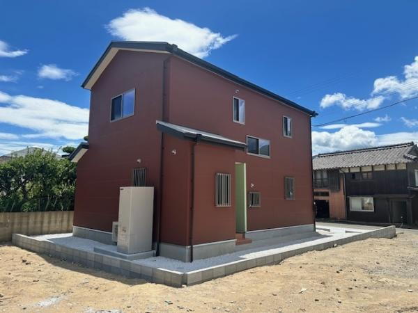 福岡県糸島市二丈松末 2355万円 4LDK