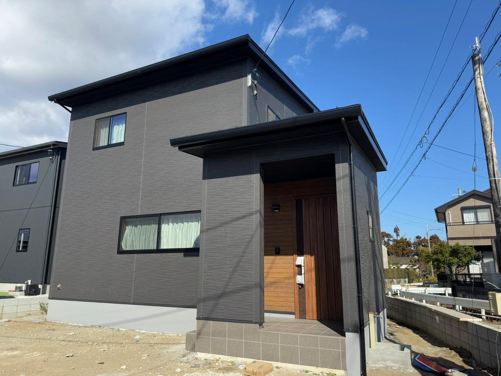 宮崎県宮崎市佐土原町下那珂 2555万円 4LDK