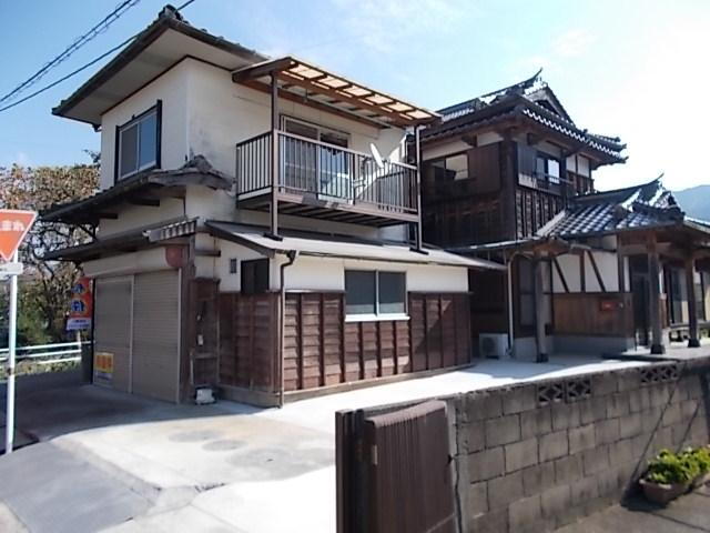 熊本県八代市奈良木町 1390万円 6LDK