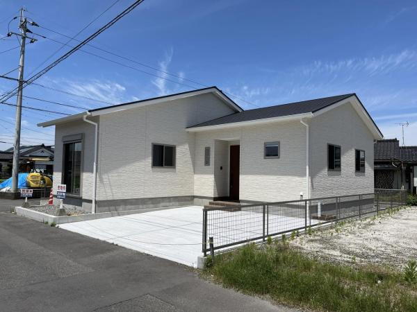 鹿児島県霧島市国分松木町 2450万円 3LDK