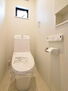川口市大字新井宿　新築一戸建て 朝のトイレ渋滞も、トイレが二つあれば解消。スムーズに朝の身支度を行えます。