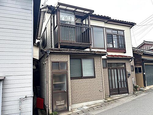 新潟県佐渡市両津福浦２丁目 530万円