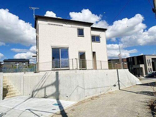 神奈川県南足柄市生駒 2680万円