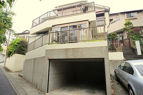 神奈川県川崎市麻生区高石１丁目 3380万円