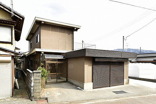 新潟県胎内市東本町 中古住宅