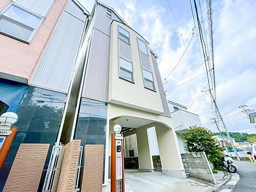 神奈川県横浜市金沢区六浦５丁目 3280万円
