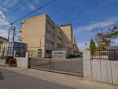 埼玉県久喜市緑１丁目 1299万円