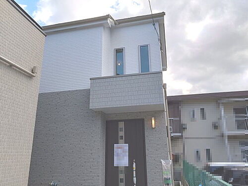 大阪府堺市北区百舌鳥陵南町３丁 3490万円 3SLDK