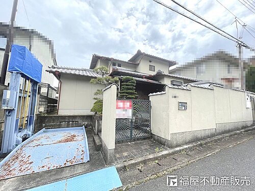 兵庫県姫路市白鳥台２丁目 560万円