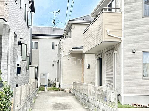 埼玉県草加市稲荷４丁目 中古住宅