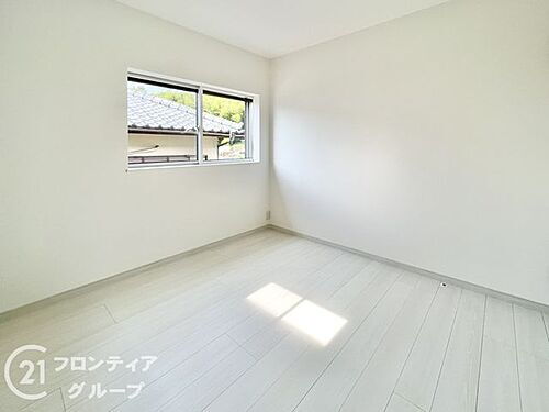 detached 松里園1丁目