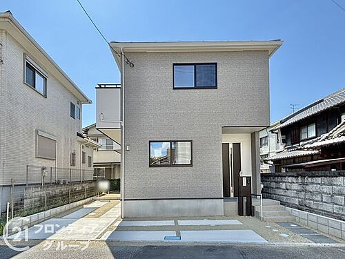 奈良県御所市栄町 2390万円 4LDK