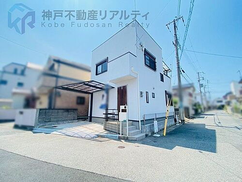 兵庫県明石市朝霧南町４丁目 2950万円
