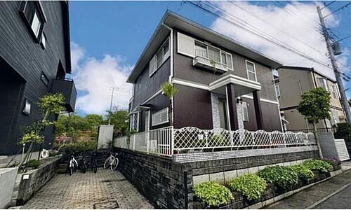 神奈川県伊勢原市大住台１丁目 2980万円