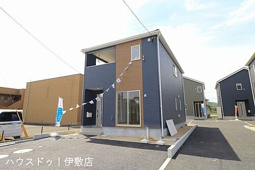 鹿児島県姶良市松原町２丁目 2380万円 4LDK