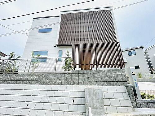 神奈川県横浜市旭区本村町 7880万円 4LDK