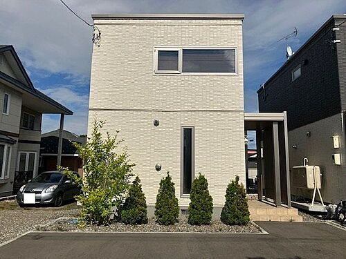 北海道帯広市西十二条南３４丁目 3869万円