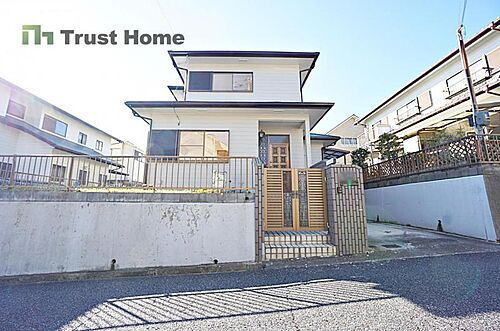 兵庫県神戸市垂水区朝谷町 2450万円