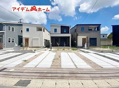 愛知県岡崎市中島町字境 中古住宅