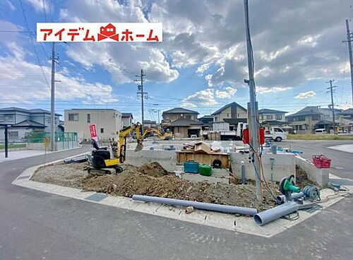 愛知県岡崎市中島町字戸井 2890万円 4LDK