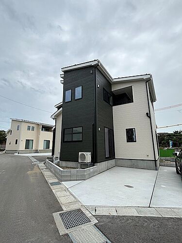 新潟県新潟市東区松崎1丁目 3190万円 4LDK