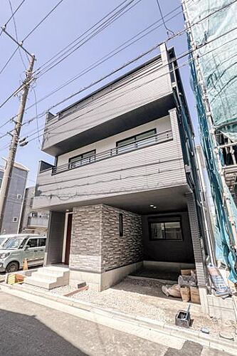 神奈川県横浜市鶴見区寛政町 4998万円 4LDK