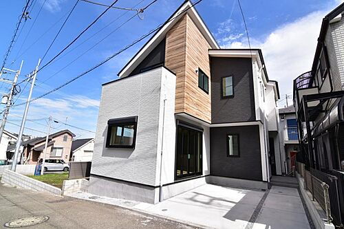 神奈川県横浜市神奈川区白幡仲町 7798万円 4LDK