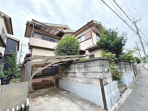 大阪府和泉市山荘町３丁目 880万円