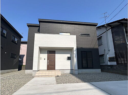 石川県加賀市山代温泉桔梗丘３丁目 2470万円 4LDK